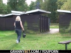 Granny gets nailed in the changing room Thumb