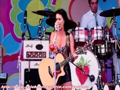 Katy Perry - V Festival Thumb