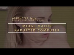 karups - sexy horny mature slut midge mayor gives it to the computer tech Thumb