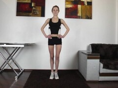 Russian teen Agata Berezka does gymnastics Thumb