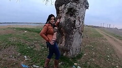 Beautiful Sugar Babe Tight Jeans Teasing and Kinky milF games with mega orgasm in bathtub at home while Smoking Thumb