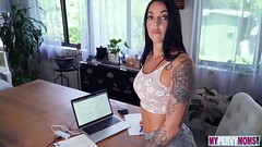 Stepmom Lillith Morningstar Give Focus Training Thumb