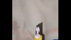 Atolando at&eacute_ a bolas na xota da novinha Thumb