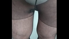 Peeing my panties in the bath Thumb