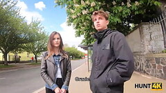 HUNT4K. La bella ragazza mostra le sue incredibili abilit&agrave_ sessuali a un maschio ricco Thumb